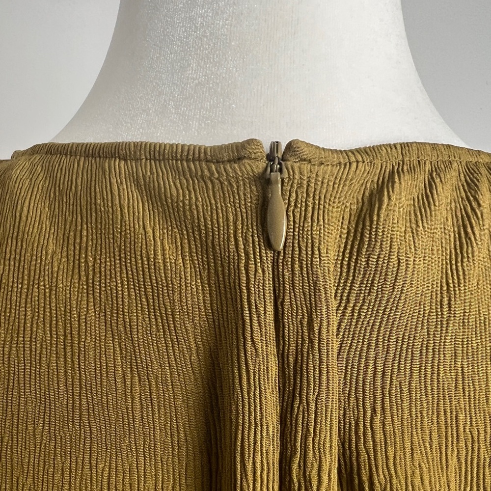Massimo Dutti Size 4 Olive Green Chic Minimalist Textured Knee Length Dress‎ - Picture 7 of 9